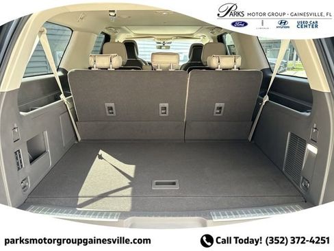 New 2024 Lincoln Navigator L Reserve AWD/4WD image 8