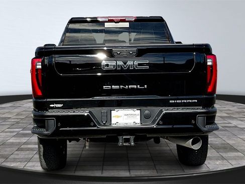 Used 2024 GMC Sierra 2500 Denali Ultimate image 4