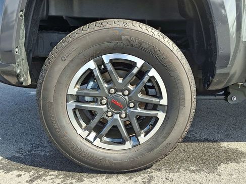 Used 2024 Toyota Tacoma TRD Sport AWD/4WD image 8
