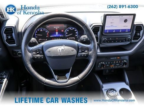 Used 2023 Ford Bronco Sport Outer Banks w/ Tech Package AWD/4WD image 14