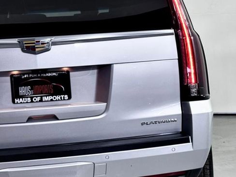 Used 2018 Cadillac Escalade ESV Platinum image 14