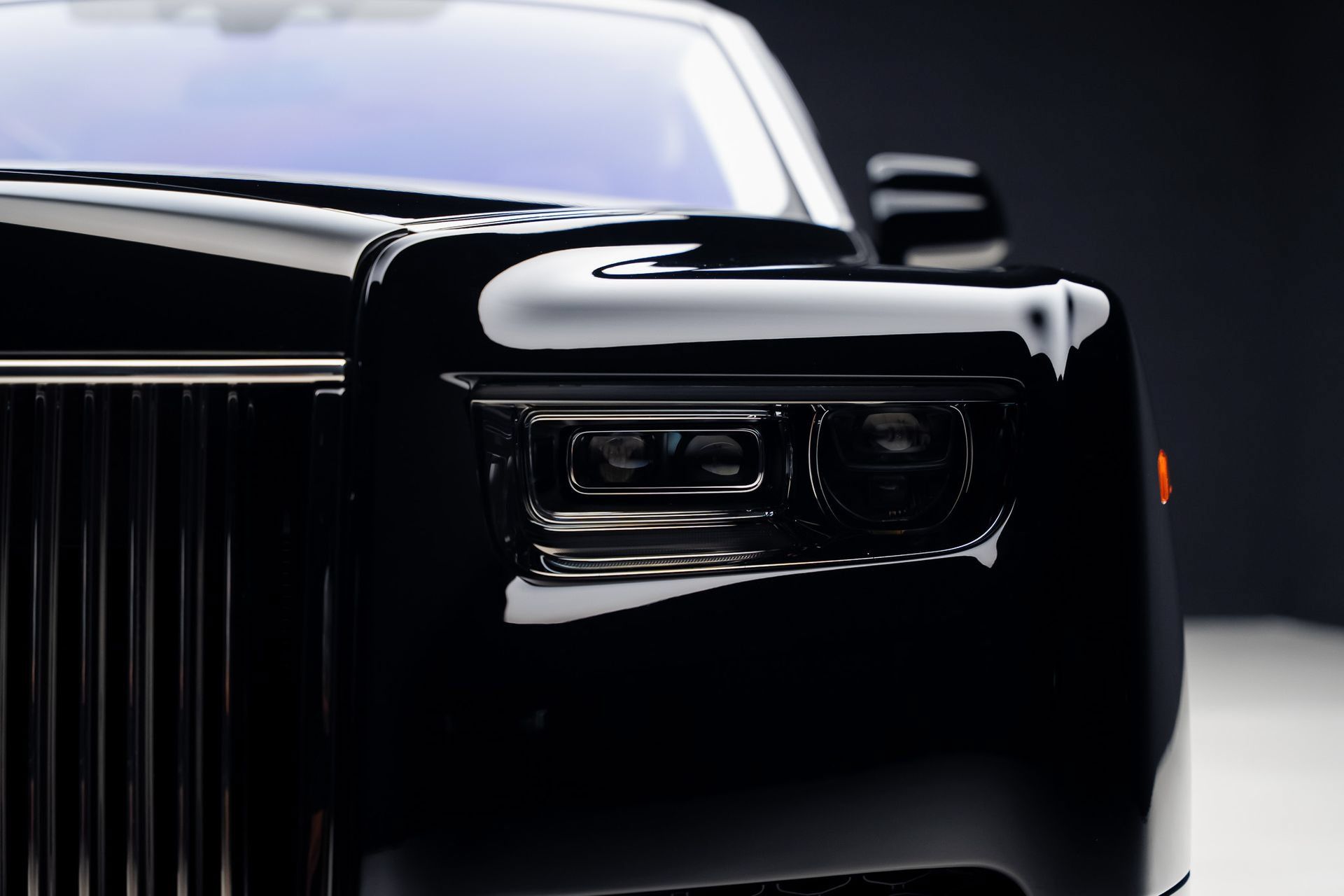 Used 2024 Rolls-Royce Phantom Extended Wheelbase RWD image 11