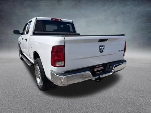 Used 2017 RAM 1500 ST w/ SXT Appearance Group AWD/4WD image 9