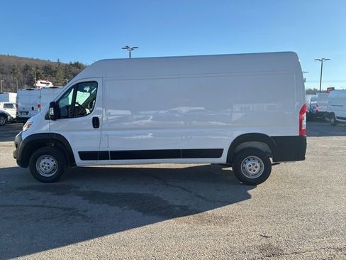 Used 2023 RAM ProMaster 2500 FWD image 6