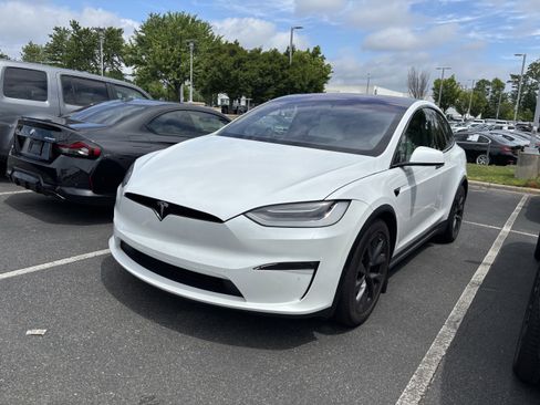 Used 2022 Tesla Model X Plaid AWD/4WD image 9