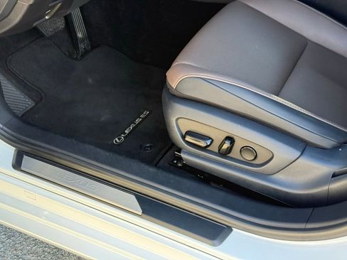 Certified 2023 Lexus ES 350 w/ Premium Package image 22