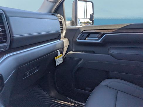 New 2026 Chevrolet Silverado 2500 LT w/ Trail Boss Package image 30