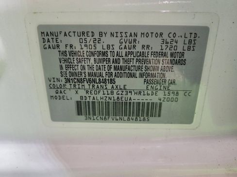 Used 2022 Nissan Versa SR image 32