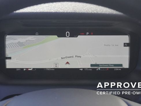 Used 2025 Land Rover Discovery Sport S image 11