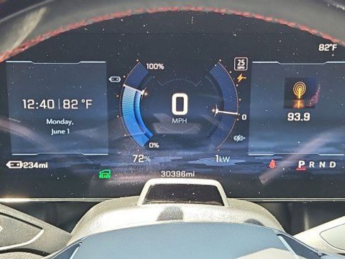 Used 2024 Chevrolet Equinox EV RS FWD image 12