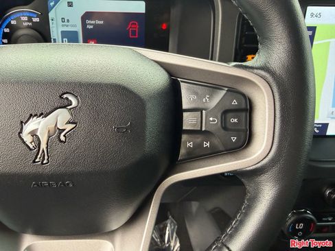 Used 2024 Ford Bronco Badlands AWD/4WD image 39