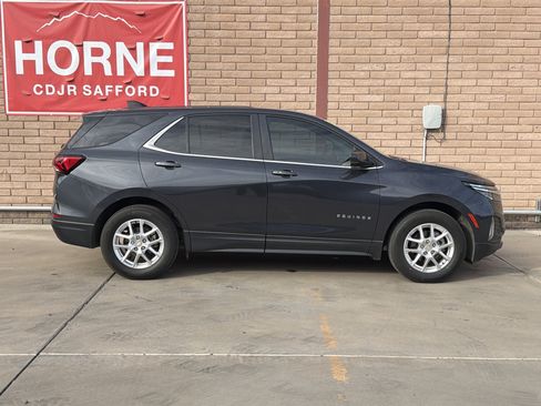 Used 2023 Chevrolet Equinox LT image 7