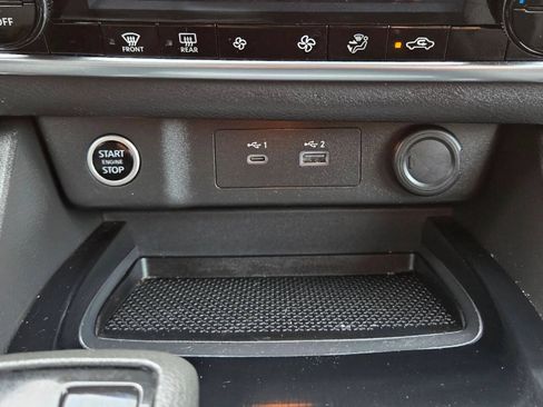 Used 2021 Nissan Rogue SV FWD image 23