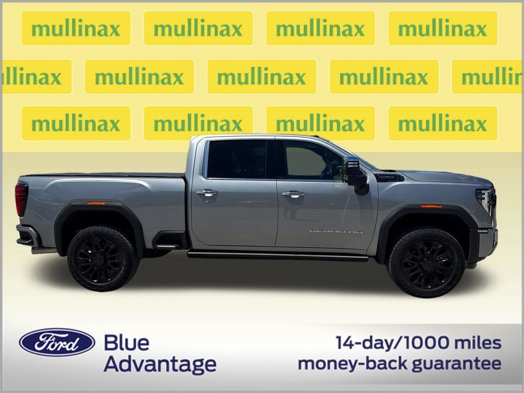Used 2026 GMC Sierra 2500 Denali Ultimate AWD/4WD image 2