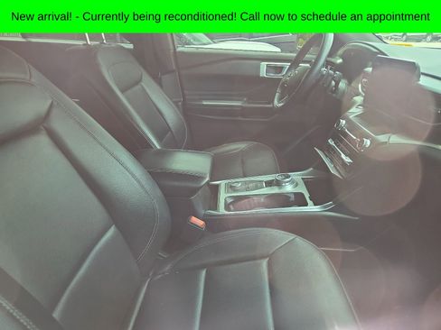 Used 2020 Ford Explorer XLT w/ Equipment Group 202A AWD/4WD image 8