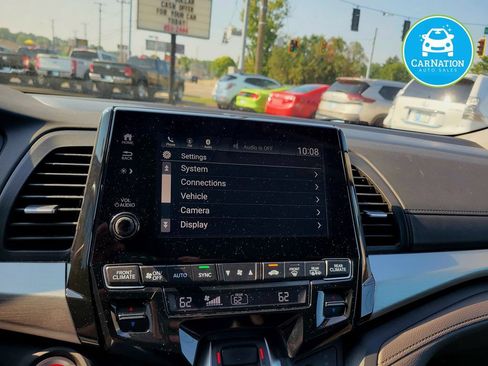 Used 2018 Honda Odyssey Touring image 21