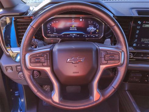 Certified 2022 Chevrolet Silverado 1500 RST w/ Convenience Package II image 10