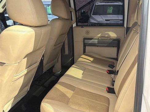 Used 2011 Ford F250 Lariat w/ Lariat Ultimate Pkg AWD/4WD image 6