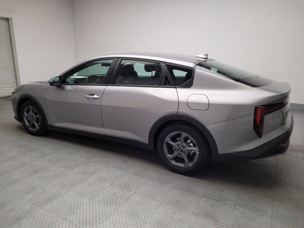 Used 2025 Kia K4 FWD image 3