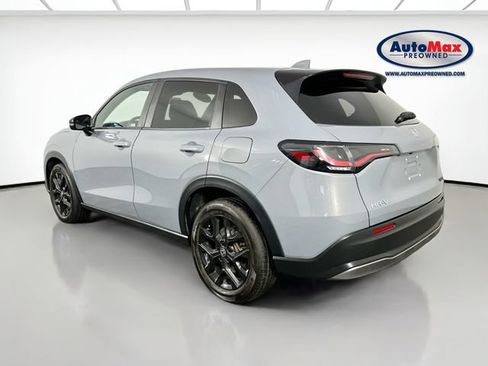Used 2023 Honda HR-V Sport image 5