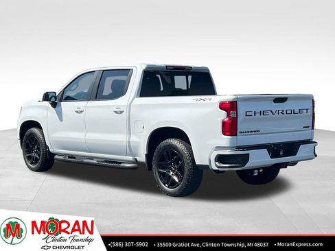 Used 2024 Chevrolet Silverado 1500 RST w/ Convenience Package II AWD/4WD image 4