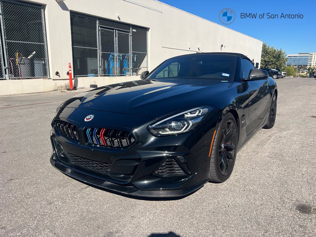 Used 2022 BMW Z4 M40i w/ Premium Package RWD image 1