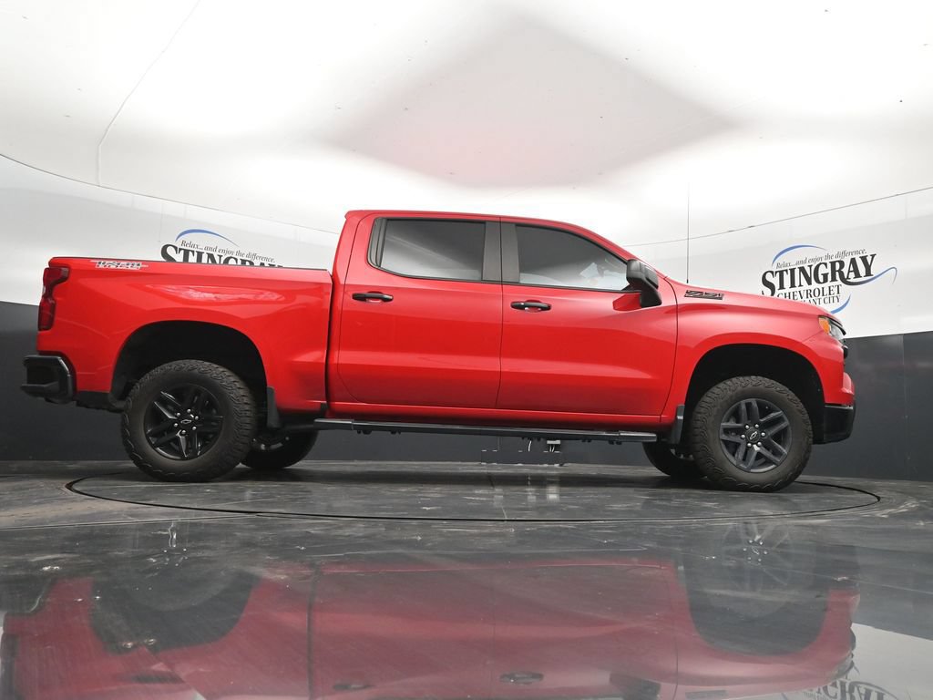 Used 2024 Chevrolet Silverado 1500 LT Trail Boss w/ Convenience Package II AWD/4WD image 33
