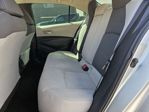 Used 2020 Toyota Corolla LE w/ Carpet Mat Package (TMS) FWD image 26