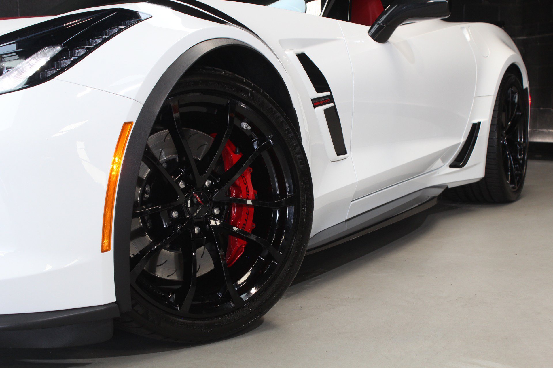 Used 2017 Chevrolet Corvette Grand Sport RWD image 15