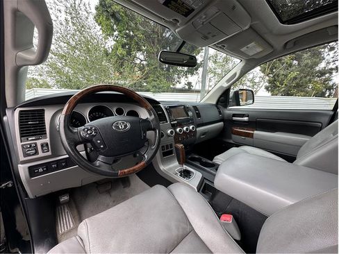 Used 2010 Toyota Tundra Limited AWD/4WD image 14