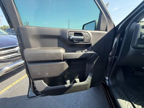 Used 2023 Chevrolet Silverado 1500 Custom RWD image 11