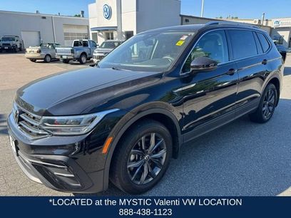Certified 2022 Volkswagen Tiguan SE w/ Panoramic Sunroof Package