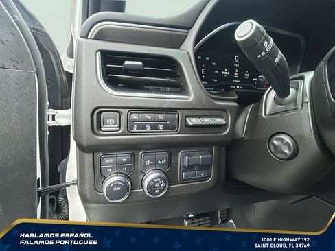 Certified 2024 GMC Yukon XL AT4 w/ Technology Package AWD/4WD image 17