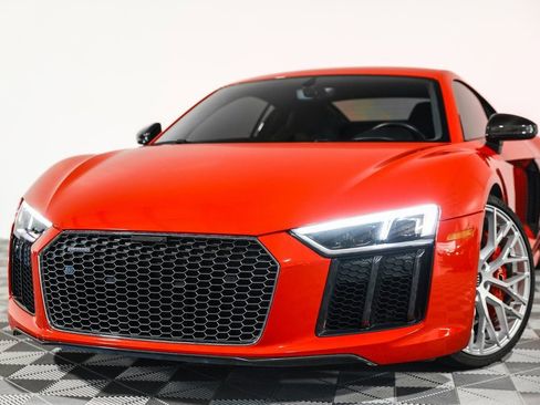 Used 2017 Audi R8 V10 plus image 10