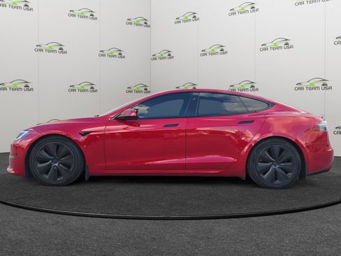 Used 2021 Tesla Model S Plaid image 2