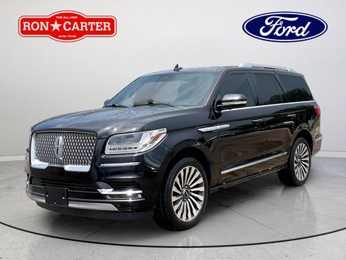 Used 2020 Lincoln Navigator Reserve w/ Luxury Package RWD image 3