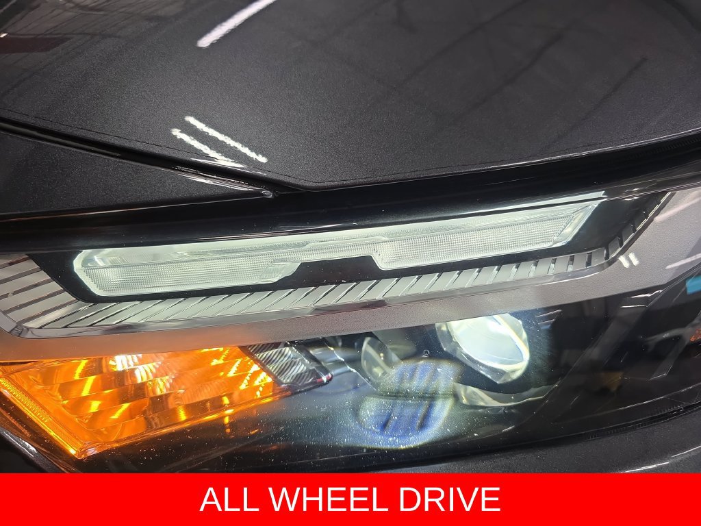 Used 2022 Toyota RAV4 XLE Premium AWD/4WD image 32