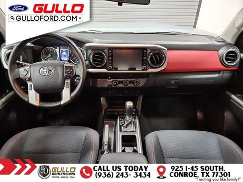 Used 2020 Toyota Tacoma SR5 image 12