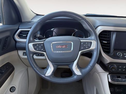 Used 2023 GMC Acadia Denali FWD image 14