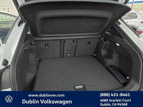 Used 2023 Volkswagen ID.4 Pro S AWD/4WD image 23