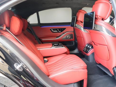 Used 2024 Mercedes-Benz S 63 AMG S image 16
