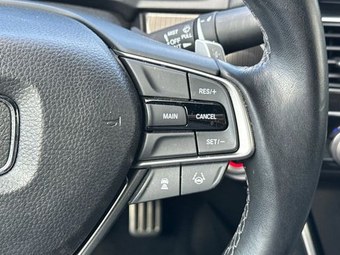 Used 2018 Honda Accord Sport image 38