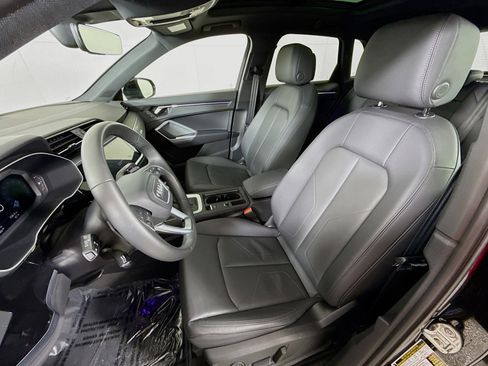 Certified 2025 Audi Q3 2.0T Premium Plus w/ Premium Plus Package image 5