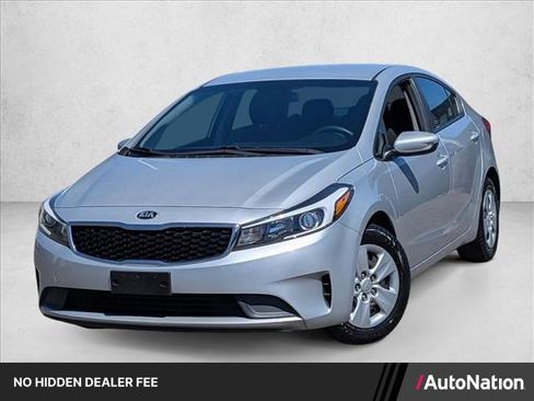 Used 2018 Kia Forte LX w/ LX Rear Camera Package FWD image 1