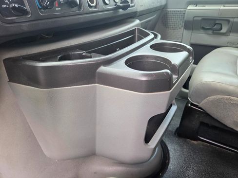 Used 2012 Ford E-350 and Econoline 350 XL w/ PWR Windows & Locks Group image 17