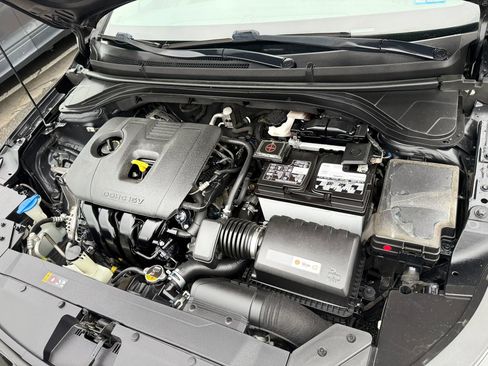 Used 2019 Hyundai Elantra SEL FWD image 35
