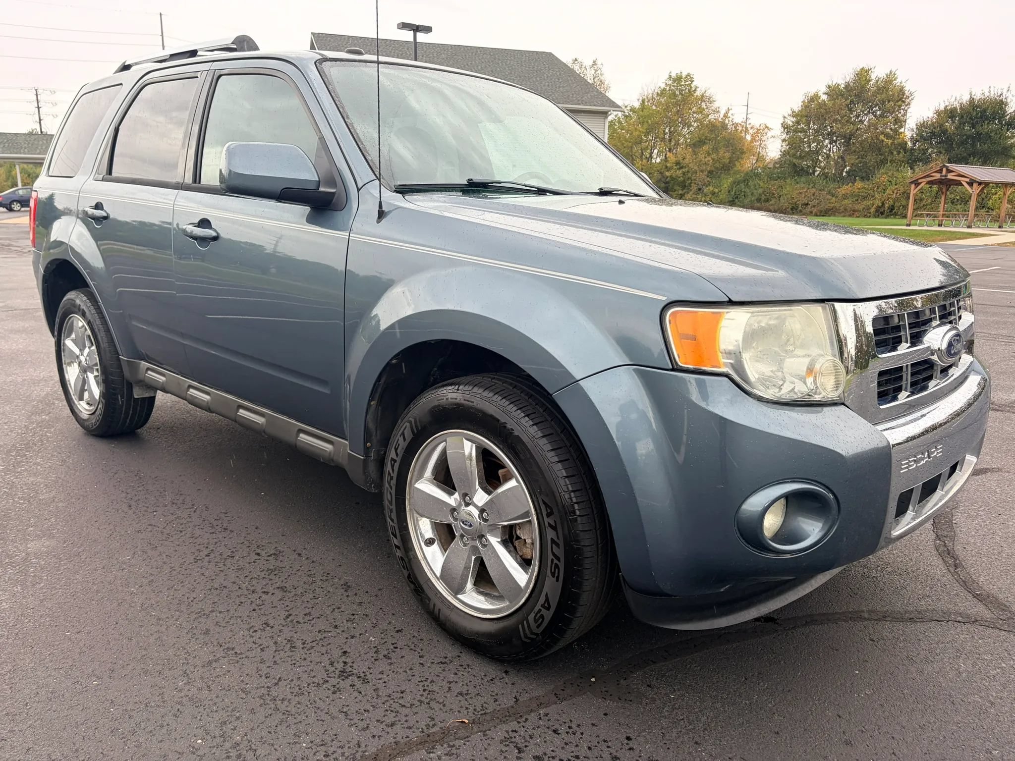 Used 2012 Ford Escape Limited FWD image 7