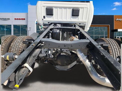New 2026 RAM 3500 Tradesman AWD/4WD image 28
