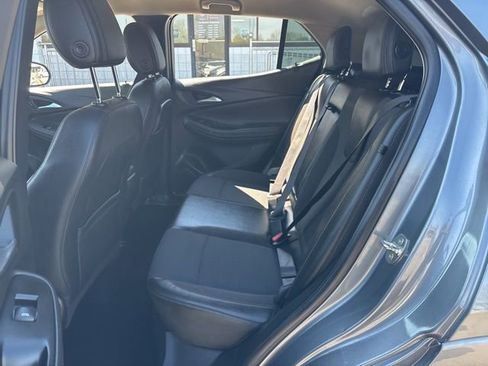 Used 2021 Buick Encore GX Select w/ Sport Touring Package FWD image 15