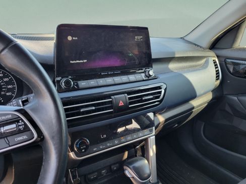 Used 2022 Kia Seltos S FWD image 20